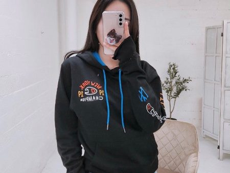 Champion Powerblend Graphic Hoodie Black Blue Jay GF89H 586MIA AY3C Online Sale