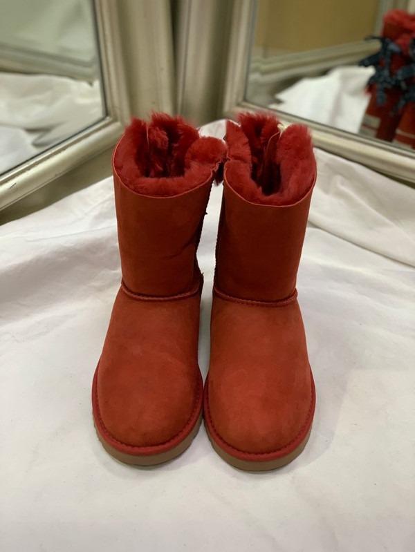 Ugg Kid s Bailey Bow Bandana Boots Matador Red 1010509Y K Sale